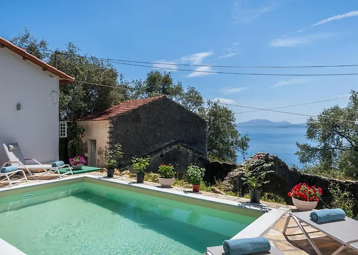 Alkinoi Seaview With Private Pool By Konnect, Nisaki *