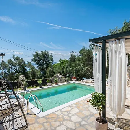 Alkinoi Seaview With Private Pool By Konnect, Nisaki Vilă *