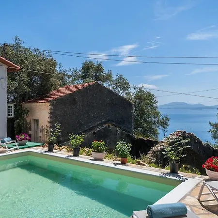 Alkinoi Seaview With Private Pool By Konnect, Nisaki *